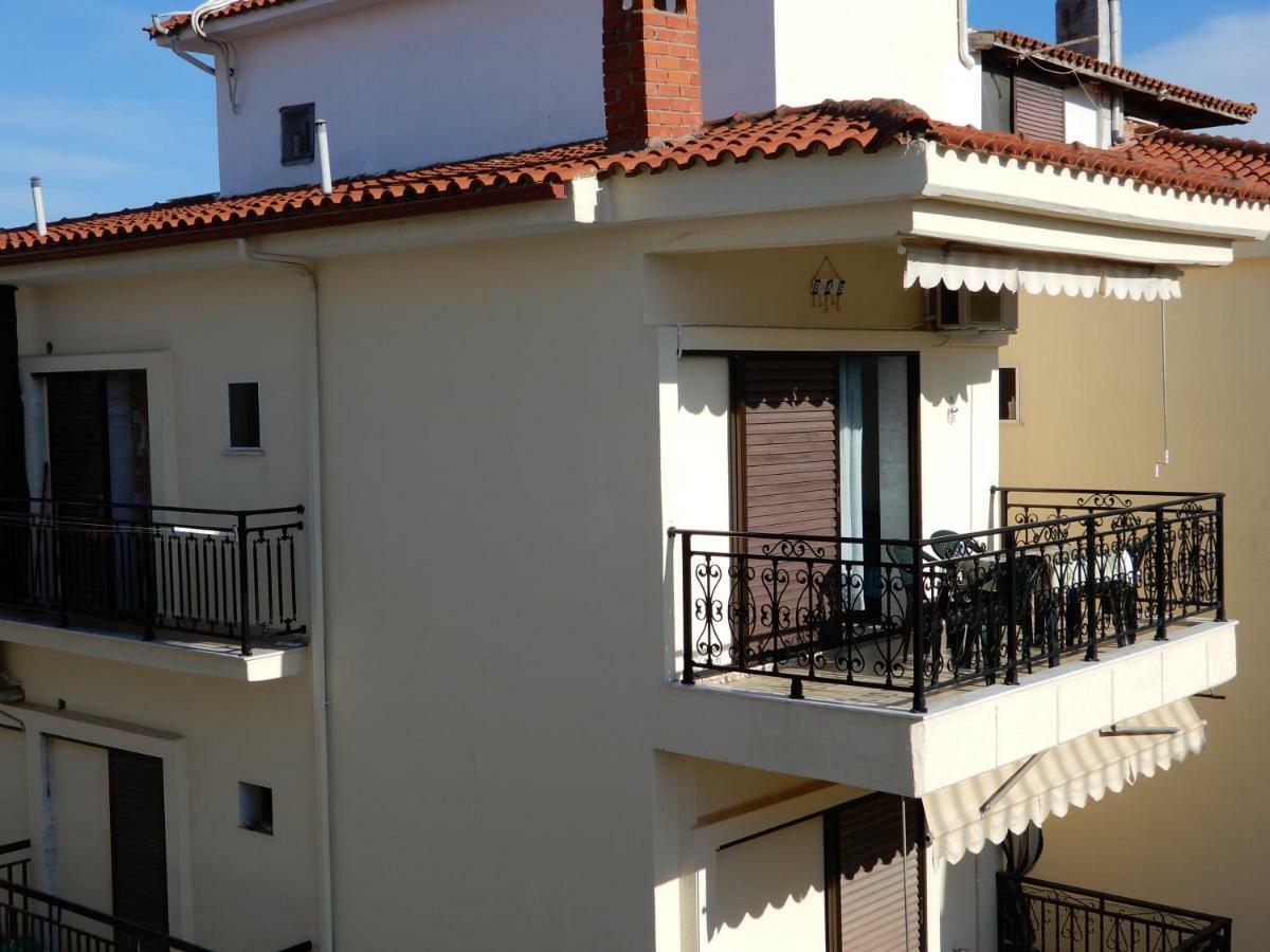 Sunshine Apartment Paralia Dionysiou Exteriör bild